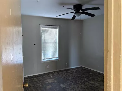 Bedroom - 106 Marilyn Dr, Gregory, TX 78359 photo 2 of 3