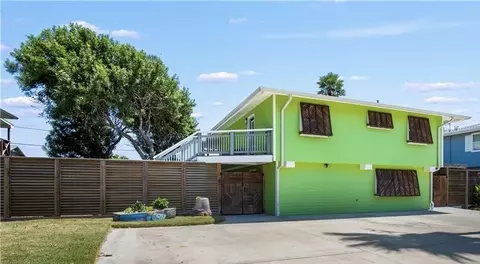 1403 Whispering Sands St, Port Aransas, TX 78373