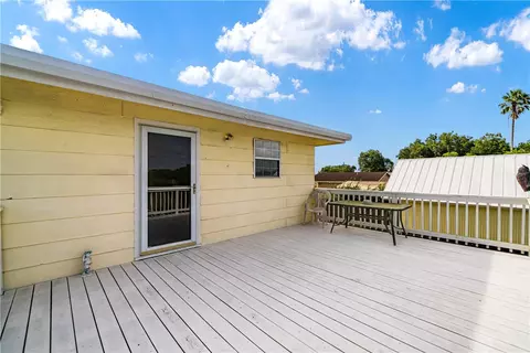 Exterior - 25065 Lakeshore Dr, Mathis, TX 78368 photo 3 of 8