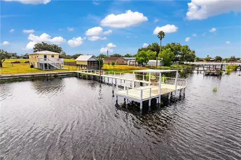 View/Area - 25065 Lakeshore Dr, Mathis, TX 78368 photo 3 of 9