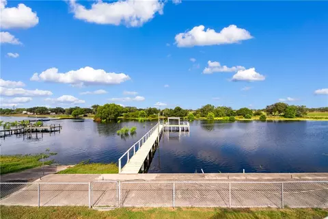 View/Area - 25065 Lakeshore Dr, Mathis, TX 78368 photo 5 of 9