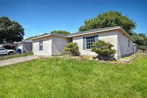 7701 Wolverine Dr, Corpus Christi, TX 78414