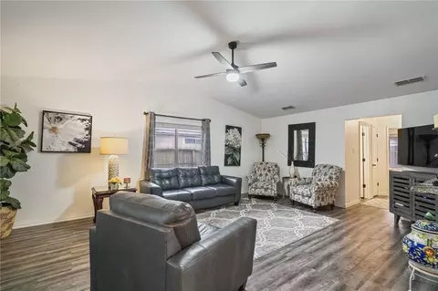 7217 Kress Cir #D4, Corpus Christi, TX 78413
