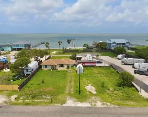 16 Copano Rdg, Rockport, TX 78382
