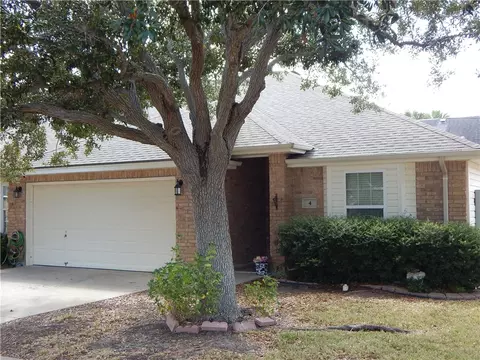 5540 Oso Pkwy #4, Corpus Christi, TX 78413