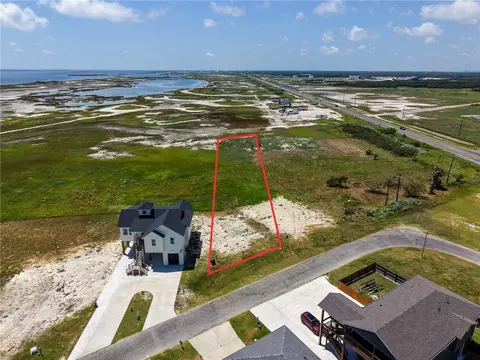 105 Port Saint Claire, Aransas Pass, TX 78336
