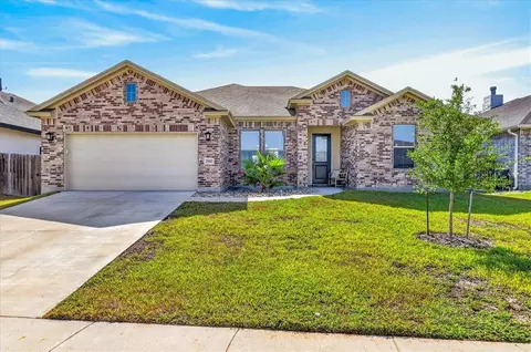 7910 Krypton Dr, Corpus Christi, TX 78414