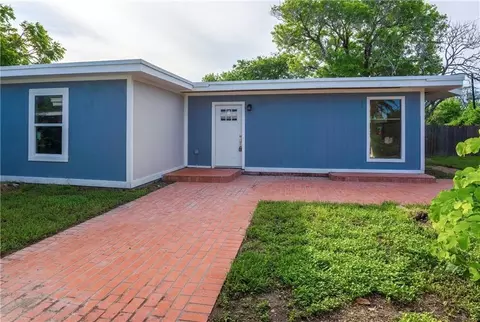 402 Homecrest St, Corpus Christi, TX 78412