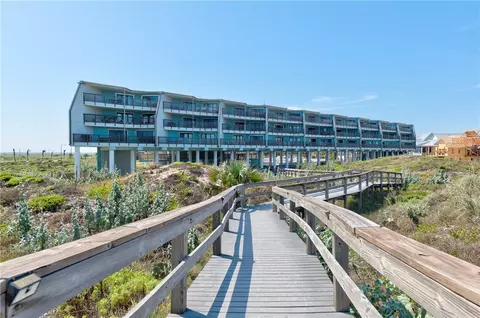 5973 State Highway 361 #305, Port Aransas, TX 78373