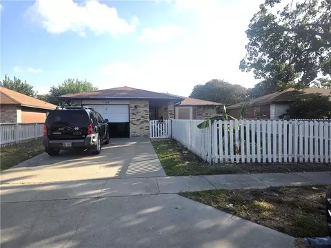 1118 Ontario Dr, Corpus Christi, TX 78418