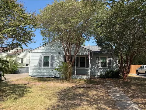 802 Indiana Ave, Corpus Christi, TX 78404