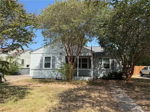802 Indiana Ave, Corpus Christi, TX 78404