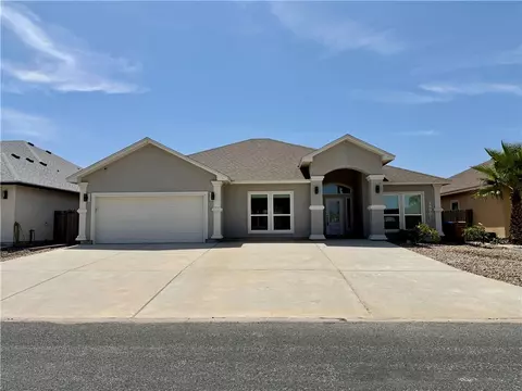15901 Cozumel Dr, Corpus Christi, TX 78418