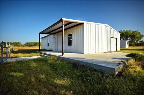 Exterior - 10023 County Rd 597 Hwy 9, Mathis, TX 78368 photo 7 of 7