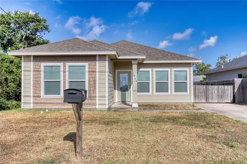 1950 Sandy Way, Corpus Christi, TX 78418
