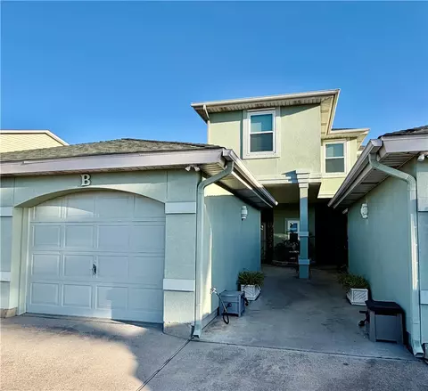13993 Fortuna Bay Dr #B, Corpus Christi, TX 78418