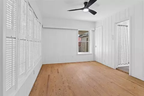 Bedroom - 1024 E Main St, Sinton, TX 78387 photo 3 of 3