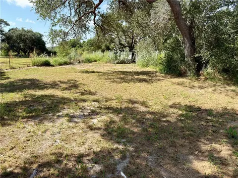2467 Sawyer Ln, Aransas Pass, TX 78336