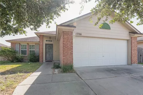 1706 Chisolm Trl, Corpus Christi, TX 78410