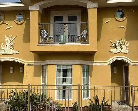 15422 Seamount Cay Ct #202, Corpus Christi, TX 78418