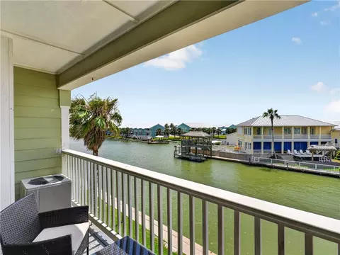 2290 N Fulton Beach Rd #319, Rockport, TX 78382