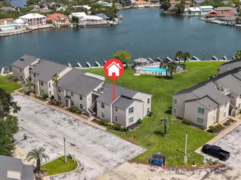 2412 Bayhouse Dr #2412, Rockport, TX 78382