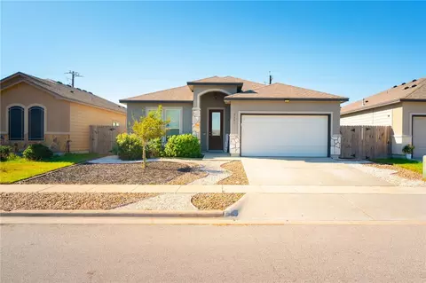 7521 Diamond Dr, Corpus Christi, TX 78414