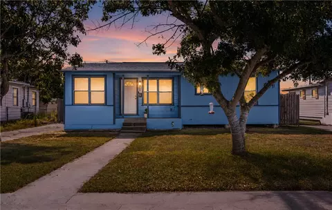 1538 Brentwood Dr, Corpus Christi, TX 78415