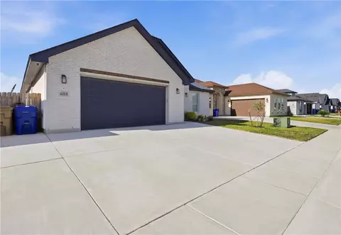 4013 Fold Ln, Corpus Christi, TX 78414