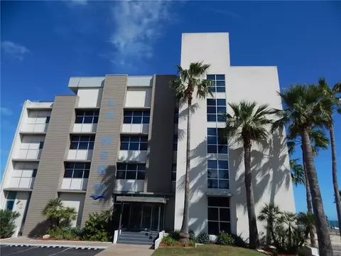520 S Chaparral St #204, Corpus Christi, TX 78401