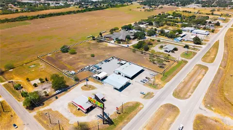 1400 Loop 459, Mathis, TX 78368 photo 8
