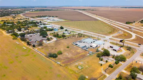 1400 Loop 459, Mathis, TX 78368 photo 3