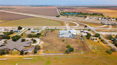 1400 Loop 459, Mathis, TX 78368 photo 4