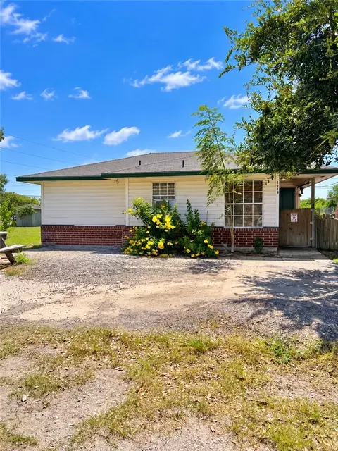 1913 Sandy Way, Corpus Christi, TX 78418