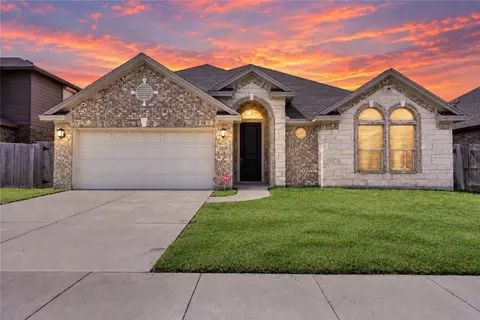2205 Pajaro Ln, Corpus Christi, TX 78414