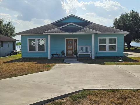 Exterior - 115 Sunny Ln, Mathis, TX 78368 photo 1 of 9