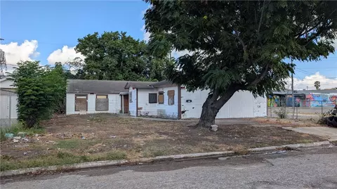 621 Van Cleve Dr, Corpus Christi, TX 78408