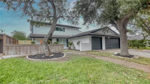 1113 Delta Dr, Corpus Christi, TX 78412