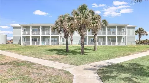 1107 S 11th St #25, Port Aransas, TX 78373