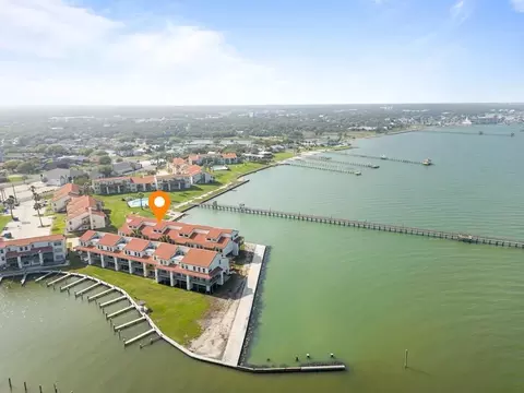620 S Fulton Beach Rd #306, Rockport, TX 78382