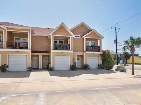1813 S 11th St #202, Port Aransas, TX 78373