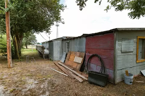 Exterior - 315 N Front St, Mathis, TX 78368 photo 4 of 6