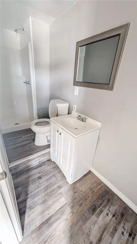 Bath - 315 N Front St, Mathis, TX 78368 photo 1 of 1
