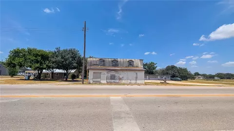 Other - 315 N Front St, Mathis, TX 78368 photo 5 of 9