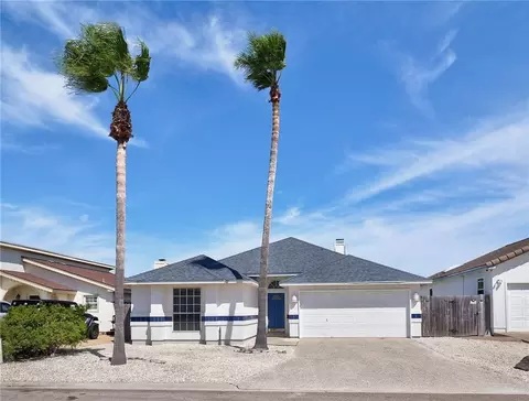 15306 Yardarm Ct, Corpus Christi, TX 78418