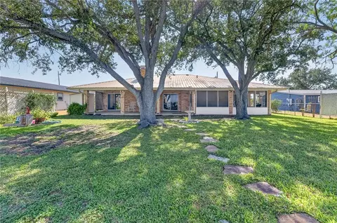 Exterior - 152 Zenna Dr, Mathis, TX 78368 photo 6 of 7