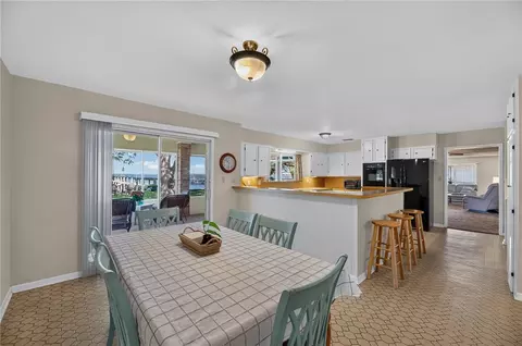 Dining - 152 Zenna Dr, Mathis, TX 78368 photo 3 of 4