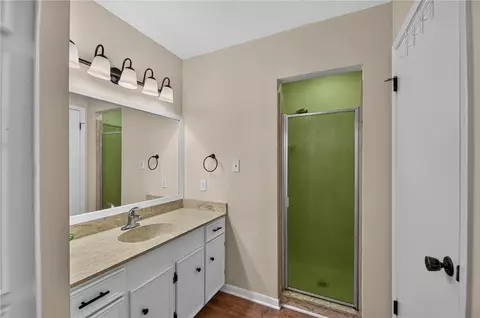 Bath - 152 Zenna Dr, Mathis, TX 78368 photo 3 of 3