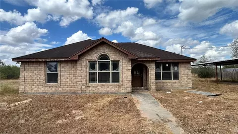 507 Cr 205, Falfurrias, TX 78355