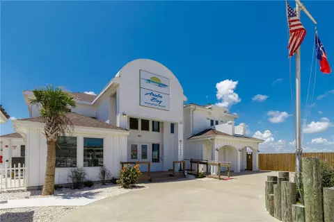 15118 Arashi Beach Dr, Corpus Christi, TX 78418
